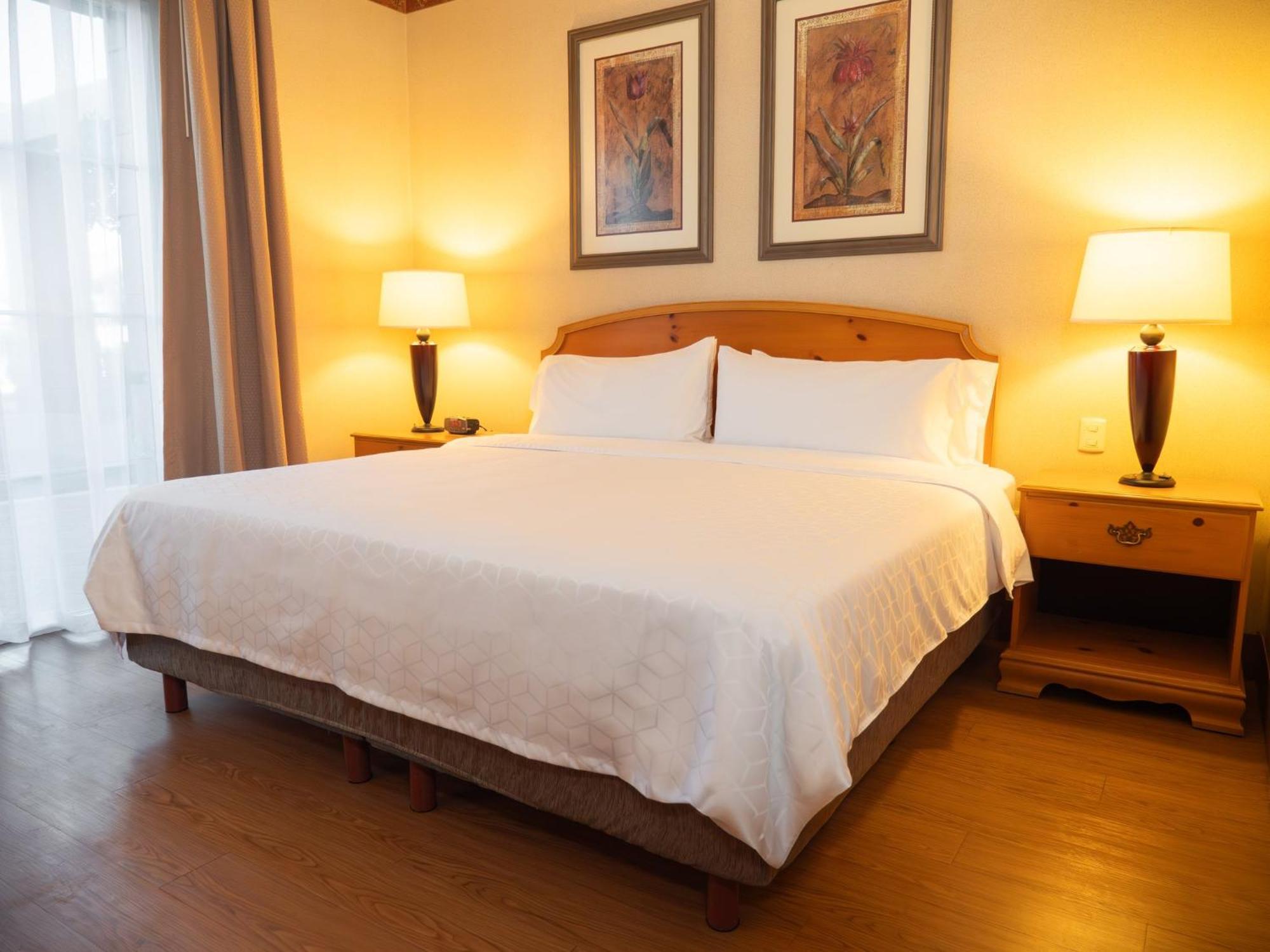 Holiday Inn Express Silao-Aeropuerto Bajio By Ihg Exterior photo